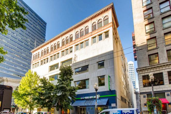 第五大道1505号是一栋建于1926年的六层建筑，位于西雅图的中央商务区.